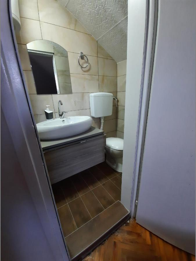 Apartmani Gencic Кладово Екстериор снимка